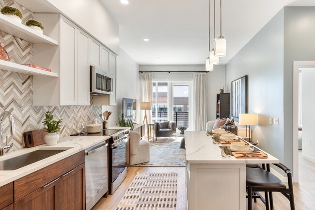 Building Photo - Epicurean