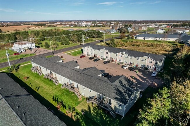 Building Photo - Garden Townhomes