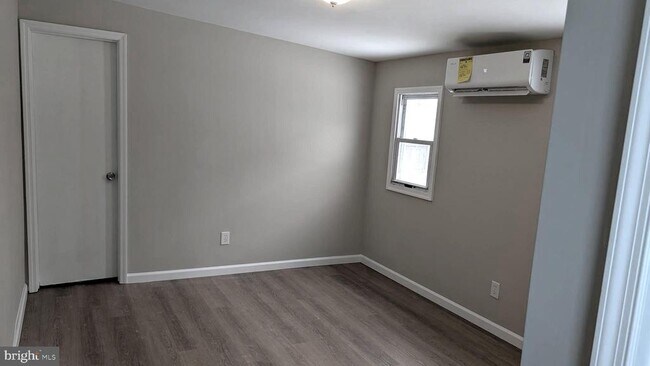 Foto del edificio - 1430 Hurffville Rd