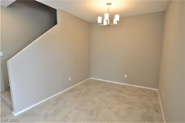 Building Photo - 4466 Verdon St