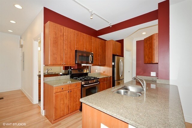Foto del edificio - 2547 N Clark St