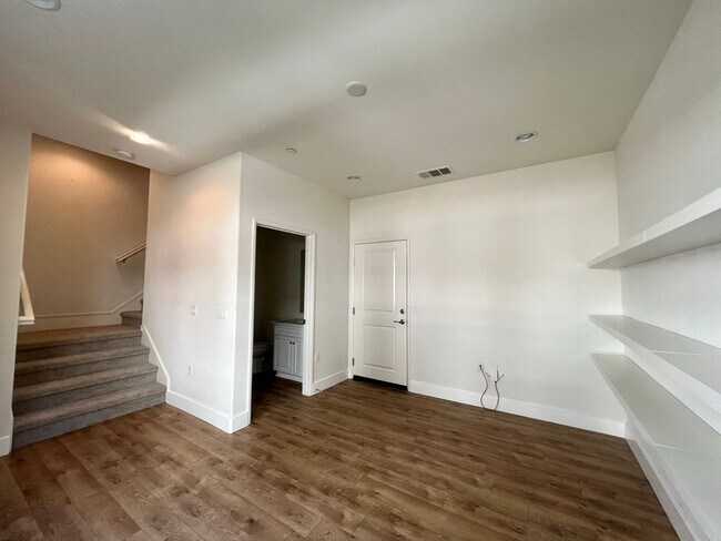 Building Photo - Experience Luxury Living in a Gated Commun...