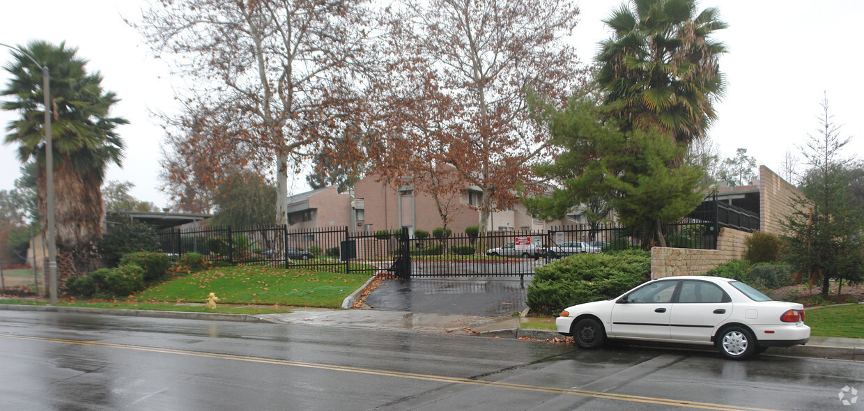 Foto del edificio - Villa San Dimas