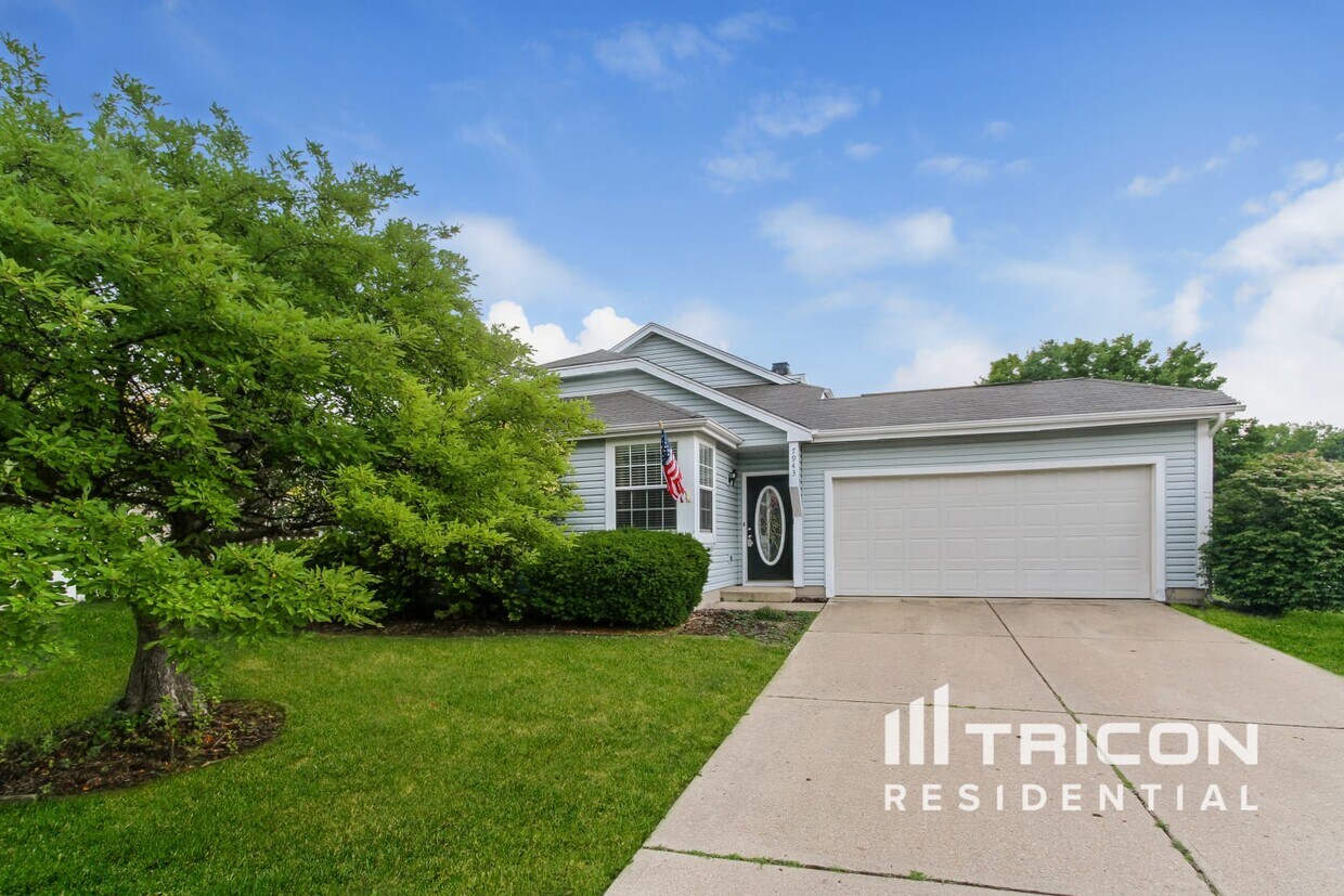 Foto principal - 7943 Cardinal Cove W