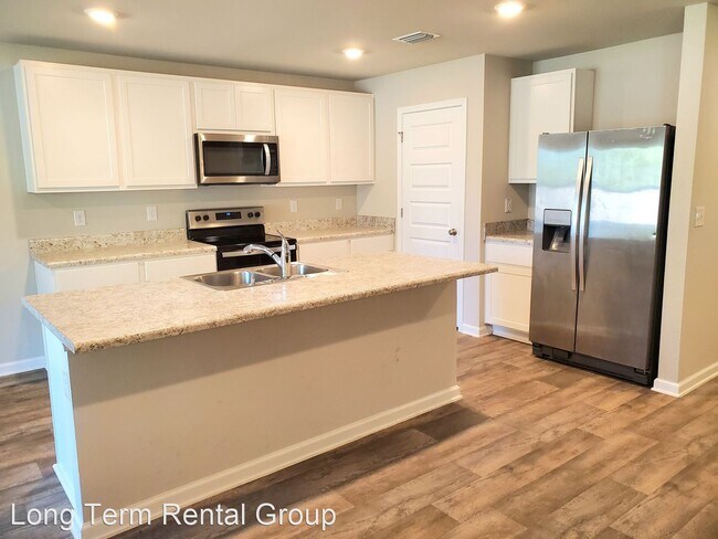 Building Photo - 3 br, 2 bath House - 341 Hartenstein Road
