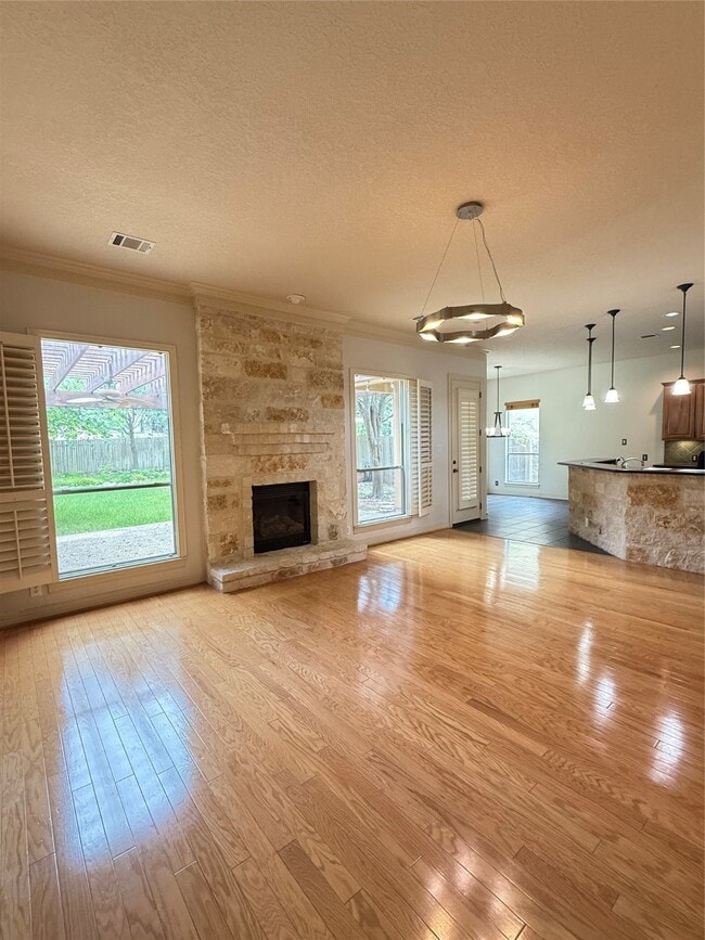 Building Photo - 1135 Via Belcanto
