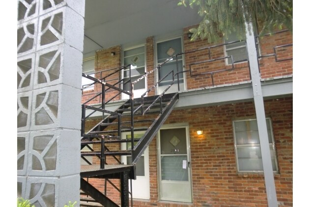 Foto del edificio - 3102-3112 N 51st Ter