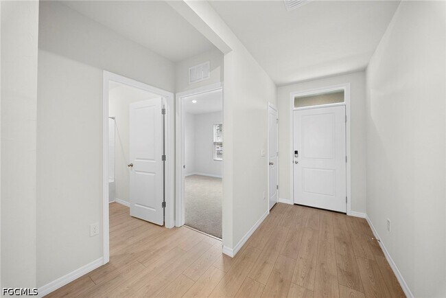 Foto del edificio - 4080 Peaceful River Ln