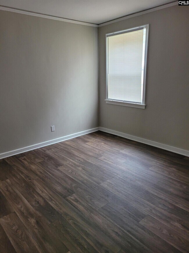 Foto del edificio - 332 S Bull St