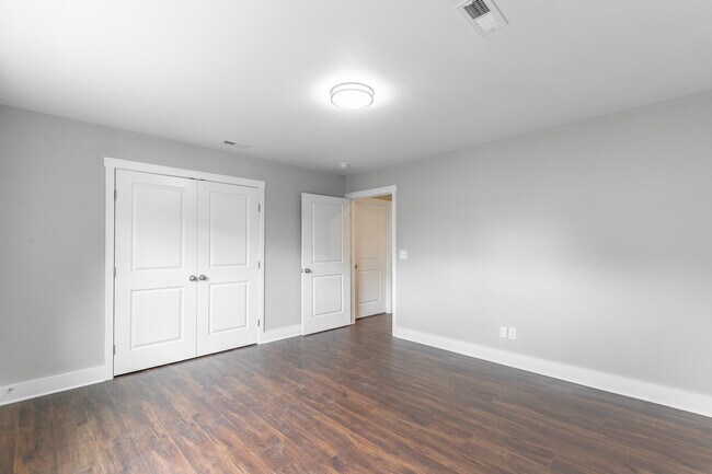 Foto del edificio - 4719 Heiskell Dr