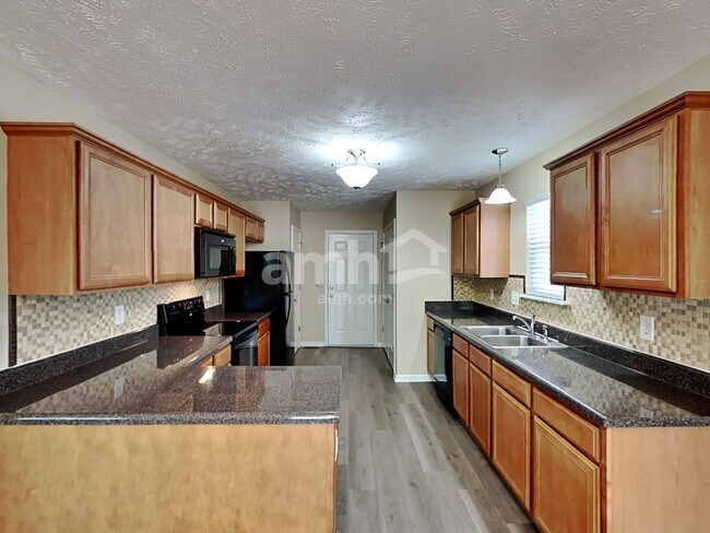 Building Photo - 112 Tulip Grove Point