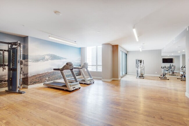 Building Photo - 3105 Promenade du Quartier-Saint-Martin