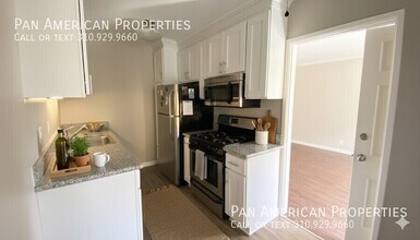 Building Photo - 5256 E The Toledo