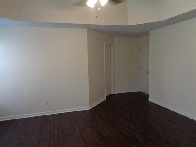 Foto del edificio - 5155 Arbor View Way