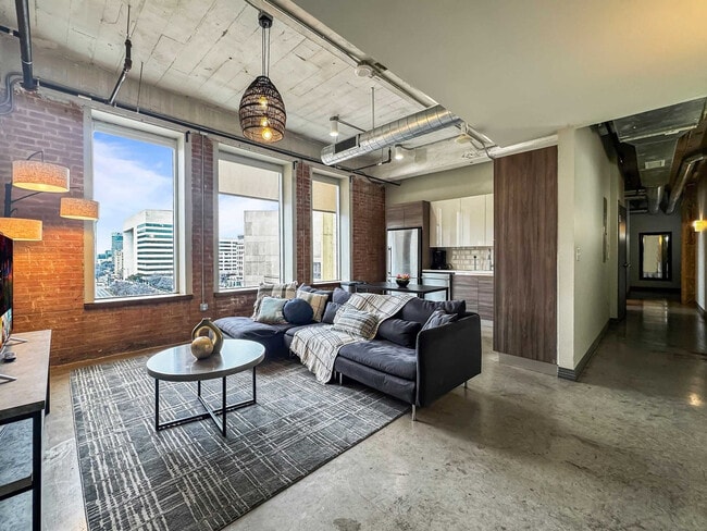 Foto del edificio - 555 Evergreen St