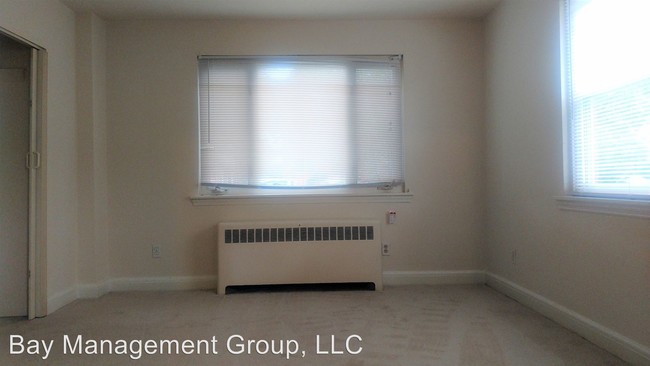 Building Photo - 8527 Chestnut Oak Rd