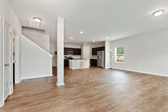 Building Photo - 8817 Brakeman Dr