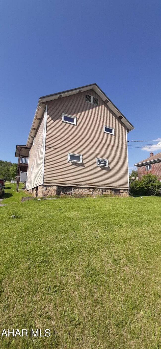 Building Photo - 2209 Philadelphia Ave