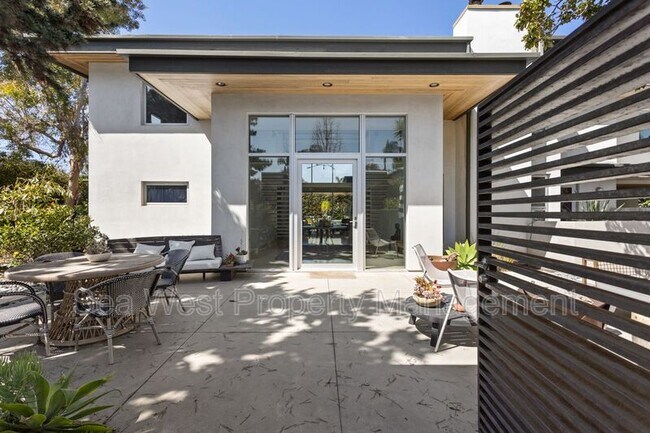 Building Photo - 1159 Hymettus Ave