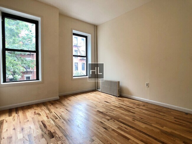 Building Photo - 58th Street