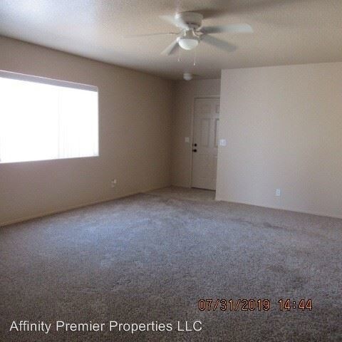 Building Photo - 3515 El Toro Dr