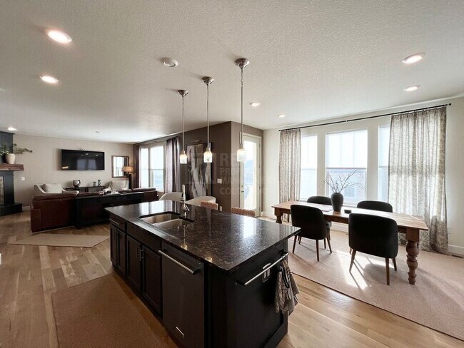 Foto del edificio - 13360 Olive St