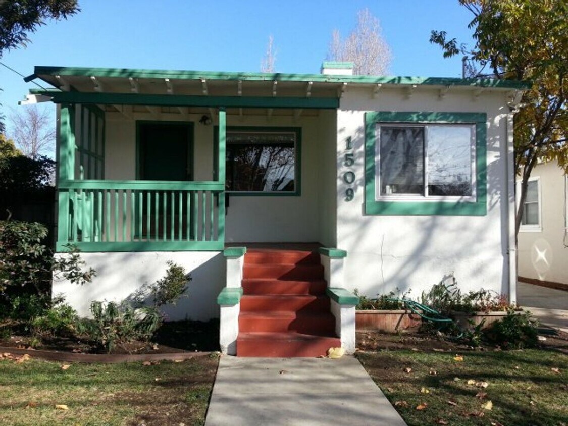 Foto principal - 1509 S B St