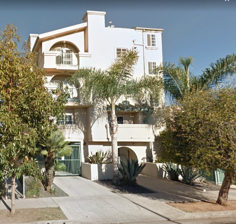 12311 Pacific Ave, Los Angeles, CA 90066 Townhome Rentals in Los