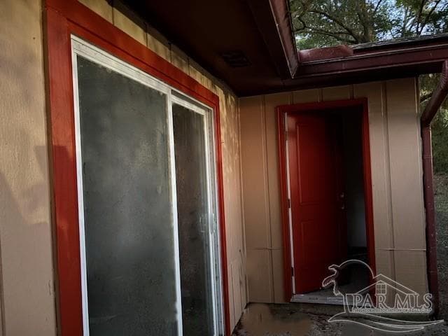 Building Photo - 537 Petros Cir