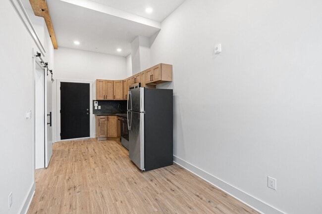 Building Photo - Trent Manayunk