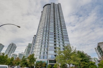 Building Photo - 1033 Marinaside Crescent