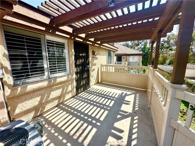 Building Photo - 25652 Rimgate Dr