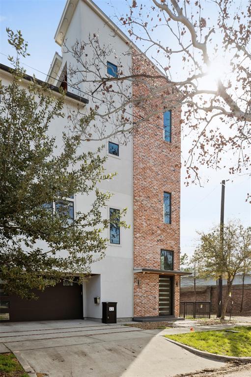 Building Photo - 4411 Greeley St