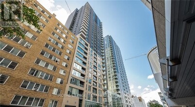 Building Photo - 40 Nepean St