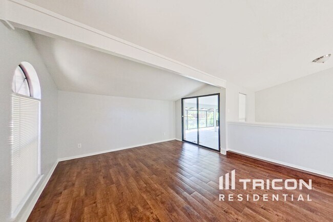 Foto del edificio - 3816 Aspenwood Dr