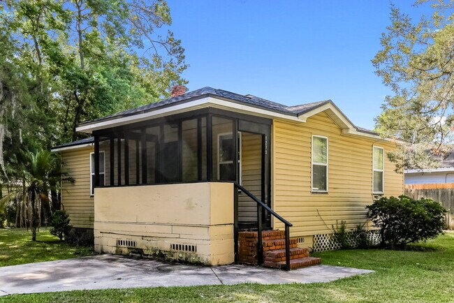Building Photo - 1273 Stimson St
