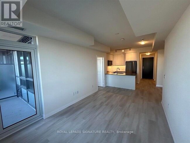 Photo du bâtiment - 3270 Sheppard Ave E