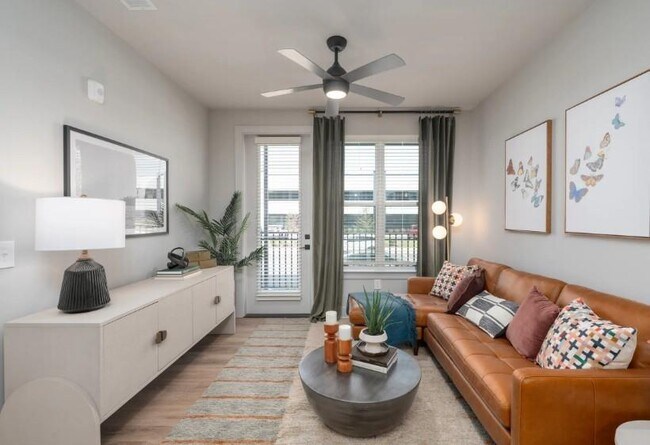 Foto del edificio - 1400 Laurel Crossing Pkwy NE