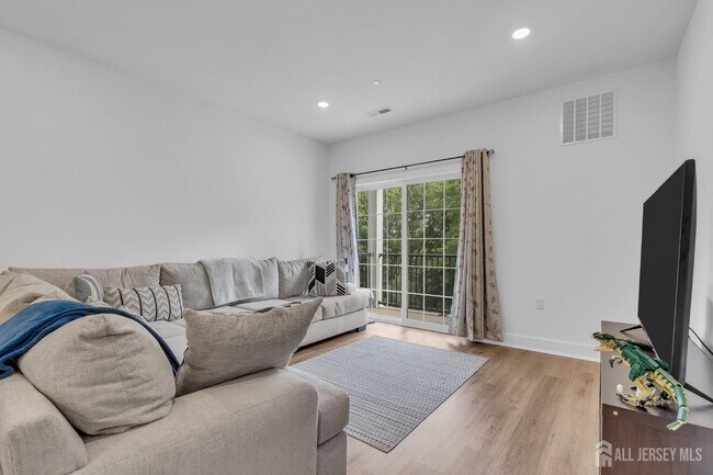 Foto del edificio - 28204 Radford Ct
