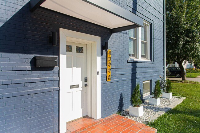 Building Photo - 4099 Fillmore St