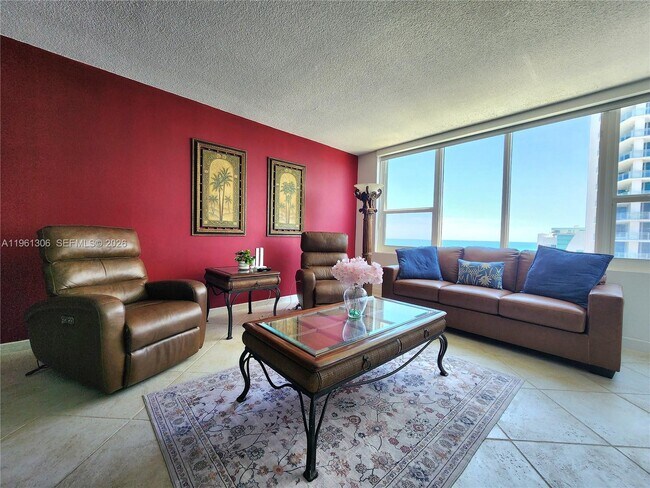 Foto del edificio - 3505 S Ocean Dr