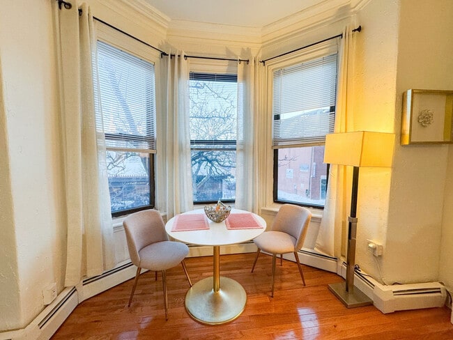 Building Photo - 282 Washington St