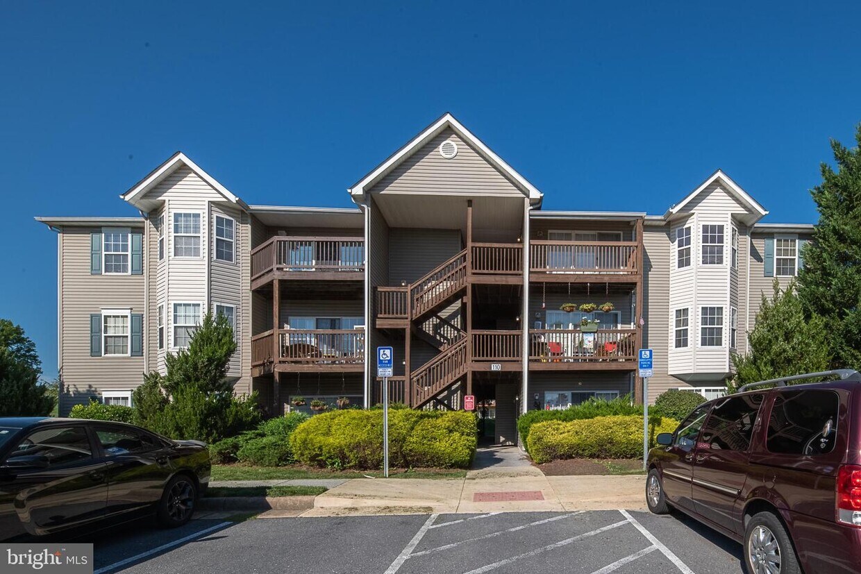 110 Brookland Ct Unit 9, Winchester, VA 22602 Condo for Rent in