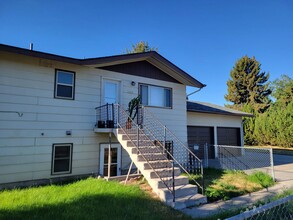 Building Photo - 1604 Durston Rd