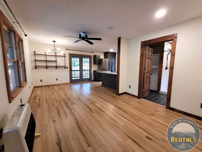 Building Photo - Beautiful 1 Bedroom Home with a Loft
