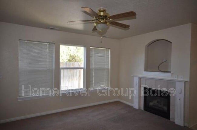 Foto del edificio - 1304 S Ivy St