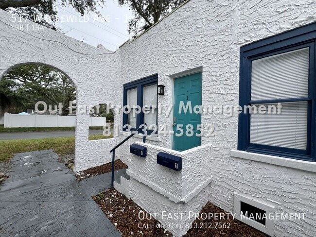 Building Photo - 517 W Idlewild Ave