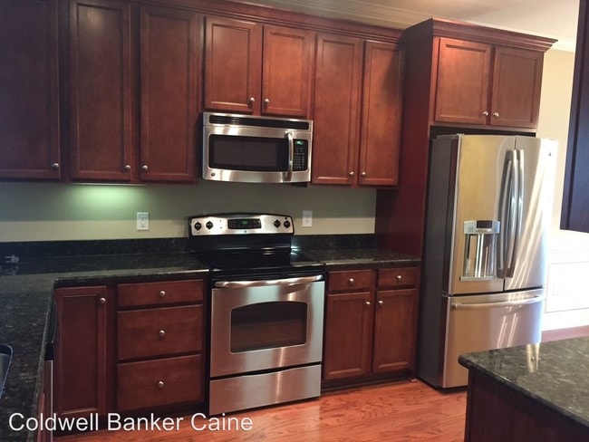 Building Photo - 3 br, 2.5 bath House - 58 Barnwood Circle