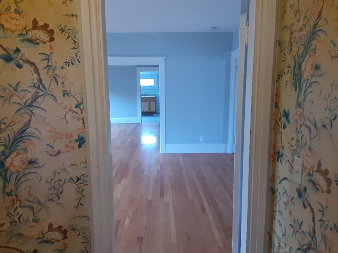 Front Entrance - 37 Wall St