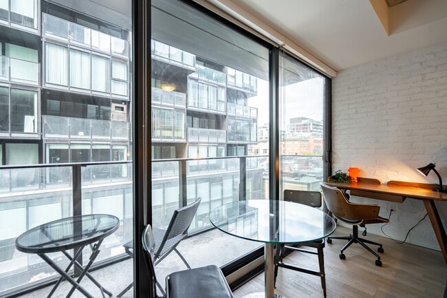 Building Photo - 38 Stewart St